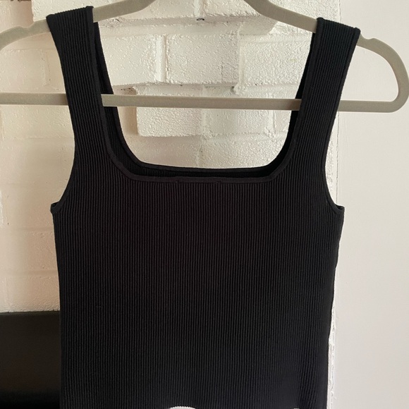 Reformation Julia Ribbed Tank - Picture 2 of 5